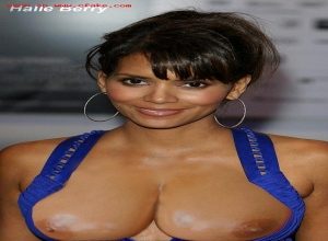 Fake : Halle Berry