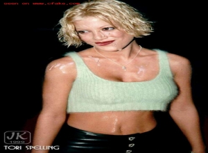 Fake : Tori Spelling