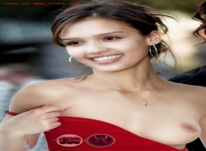 Fake : Jessica Alba