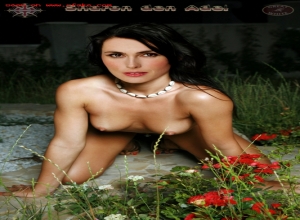 Fake : Sharon Den Adel