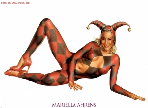 Fake : Mariella Ahrens