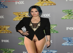 Fake : Demi Lovato