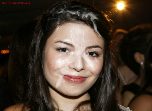 Fake : Miranda Cosgrove