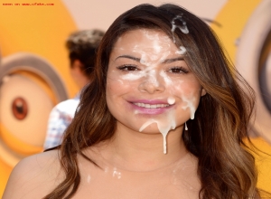 Fake : Miranda Cosgrove