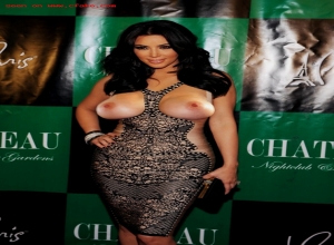 Fake : Kim Kardashian