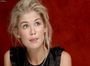 Fake : Rosamund Pike