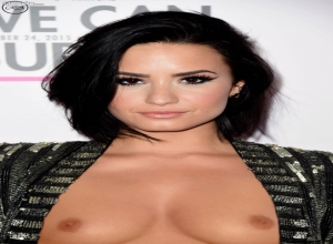 Fake : Demi Lovato