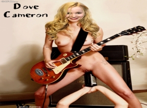 Fake : Dove Cameron