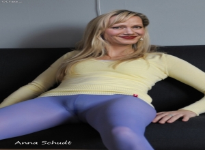 Fake : Anna Schudt