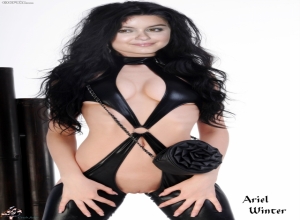 Fake : Ariel Winter