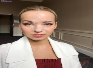 Fake : Dove Cameron